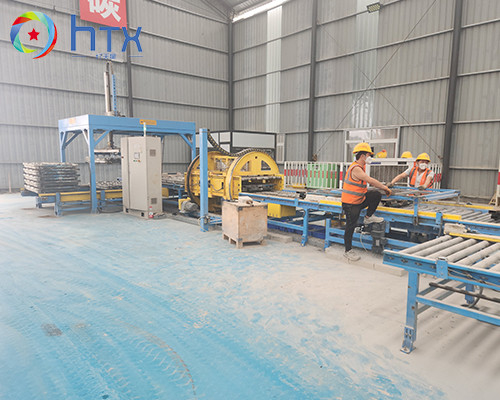 PLC Controlled Wet Cast Machinery Multi Function Kerbstone Making Machine