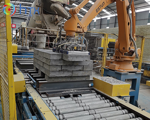 PLC Controlled Wet Cast Machinery For Automatic Operation And High-Performance